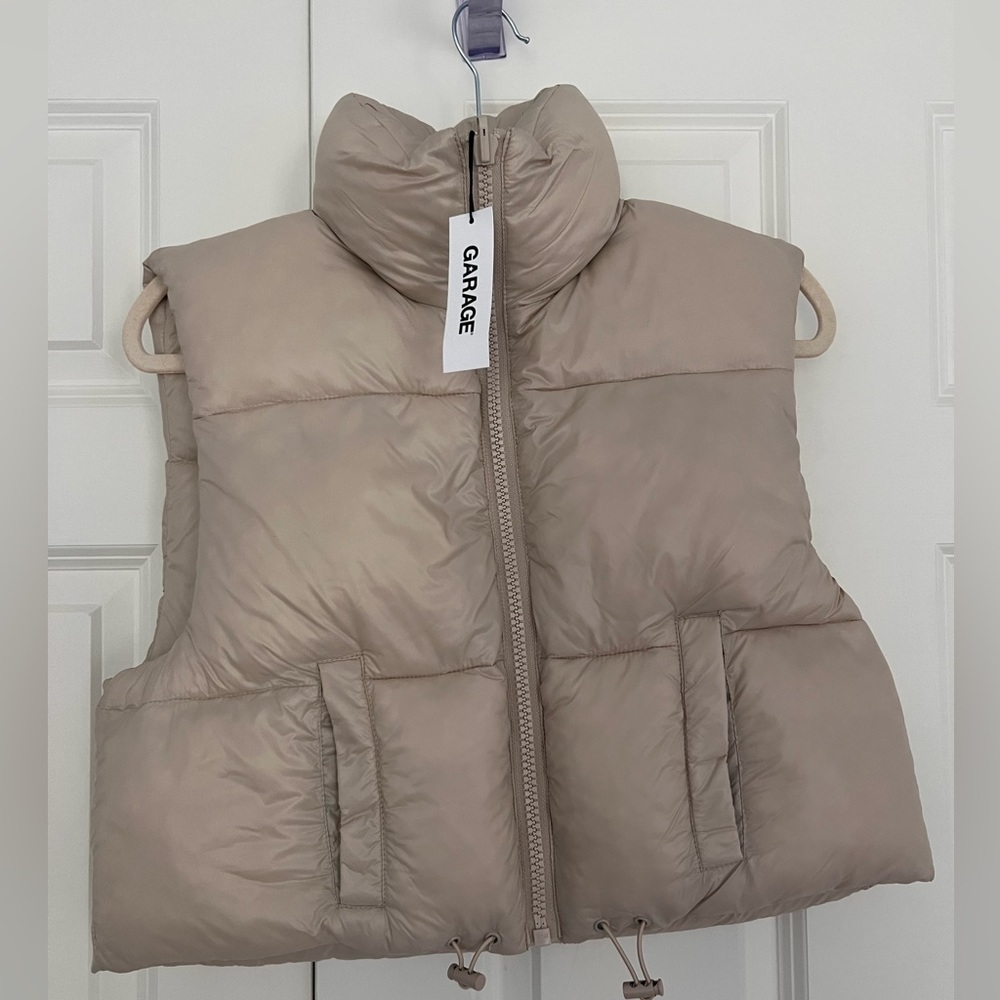 Garage Beige Cropped Puffer Vest